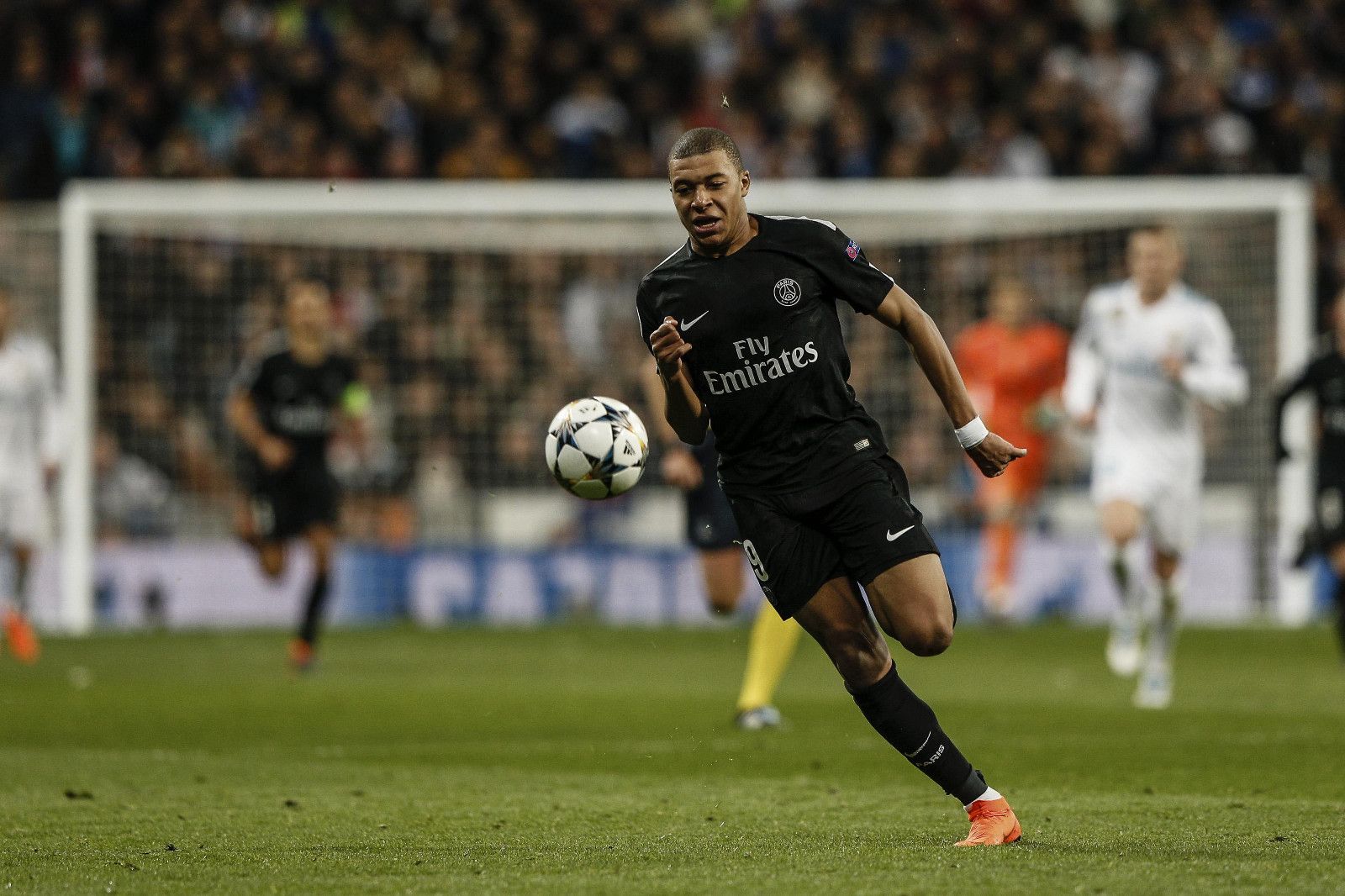 今日进行的NBA常规赛，开拓者102-110不敌活塞，无缘四连胜。（NBA常规赛今日战况：开拓者102-110不敌活塞，四连胜告破）