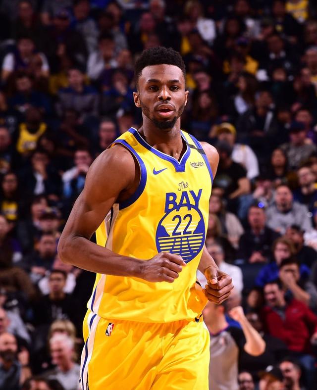 即插即用！塞斯·库里首秀收获14分，命中率高达85.7%（无缝融入！塞斯·库里首秀砍下14分，投篮命中率85.7%）