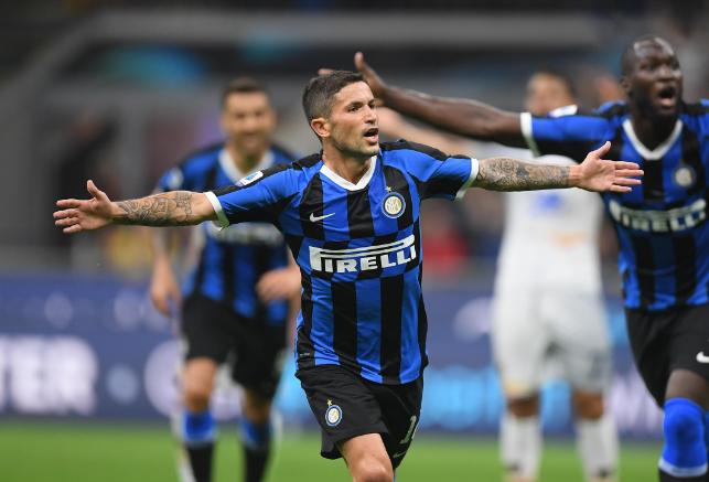 TA：利物浦的埃利奥特需要做出改变，德甲或许是完美之选（TA：利物浦埃利奥特亟需改变，德甲或为最佳选择）