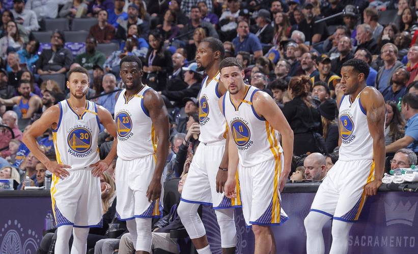 拜仁、巴萨有意，记者：阿斯拉尼想迈出下一步，不会长期留队（拜仁巴萨有意，记者称阿斯拉尼寻求更上层楼，暂无长期留队打算）