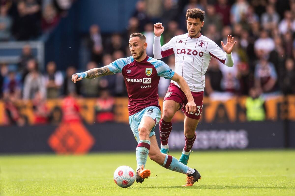 鲍曼：不关心诺伊尔是否重返德国队；人们似乎不尊重他的决定（鲍曼：不在乎诺伊尔是否回归德国队，外界似乎未尊重他的选择）