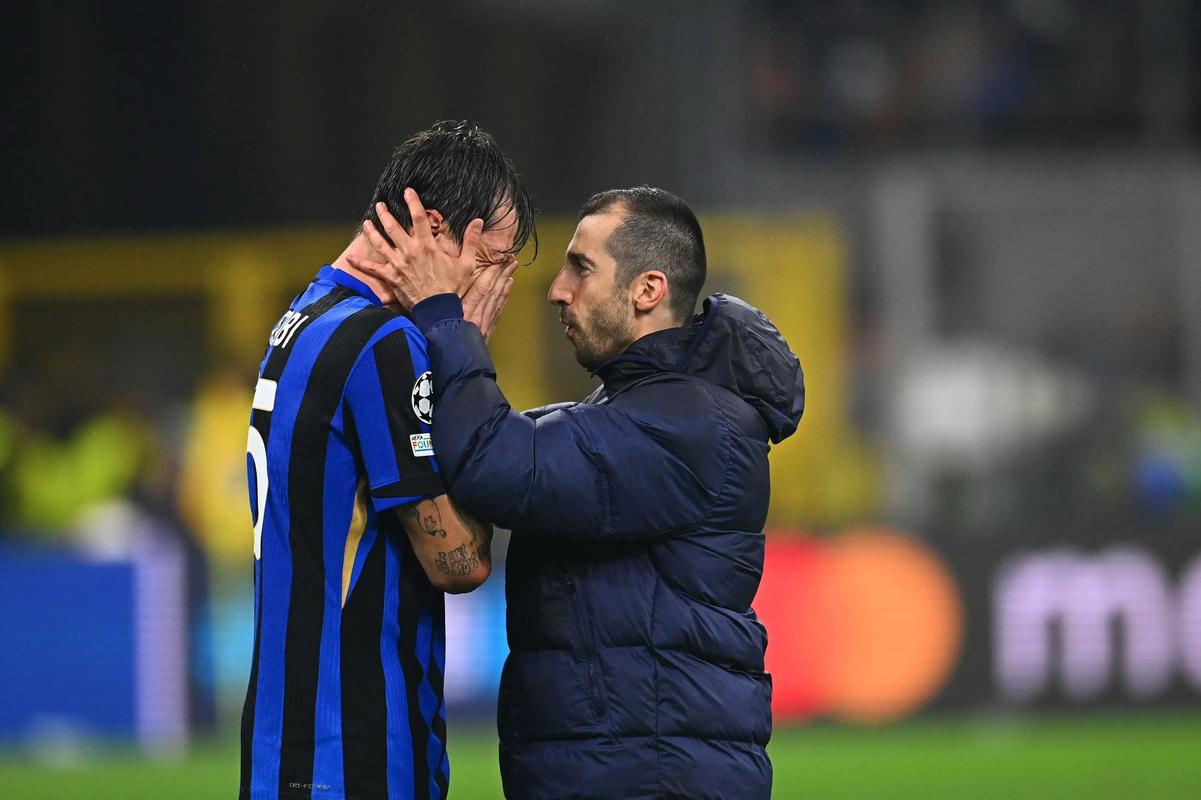 姆本扎：我和铁人签了两年合同，下赛季在中超继续为铁人效力（姆本扎：与铁人签两年合约，下赛季继续在中超为铁人出战）