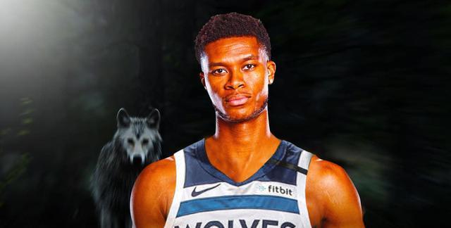 三分弹无虚发！陈林坚加盟山东首秀三分5中5得到19分（首秀神准！陈林坚为山东三分5投全中砍下19分）