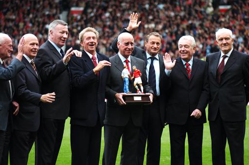 罗马诺：曼联新援奥罗斯科将在未来几天抵达英国完成转会流程（罗马诺：奥罗斯科将于近日抵英，完成加盟曼联手续）