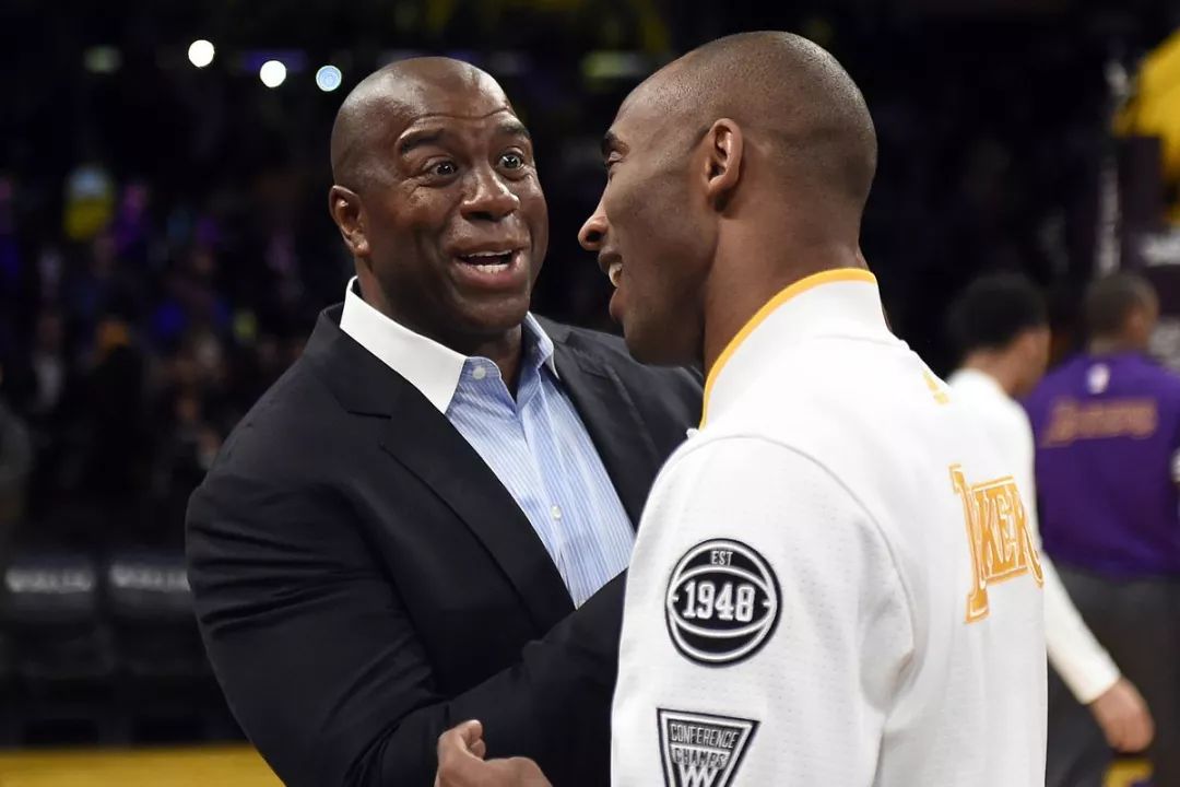 热那亚vs佛罗伦萨：洛伦佐-科隆博、厄斯蒂高首发，德赫亚、多多出战（热那亚战佛罗伦萨：洛伦佐-科隆博、厄斯蒂高先发，德赫亚与多多出场）