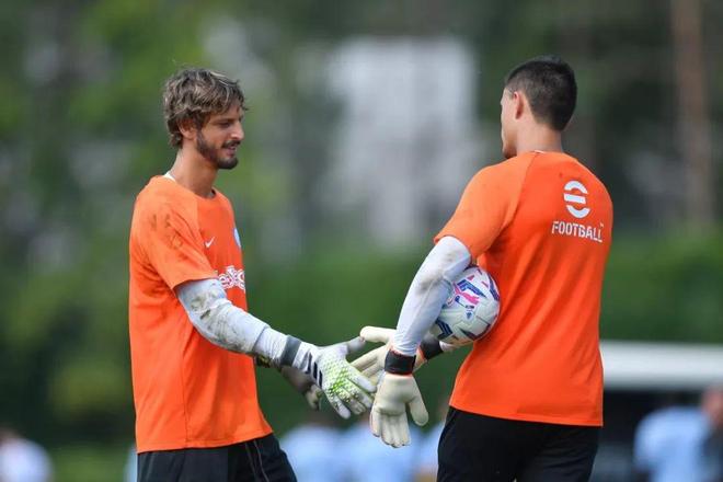 13战8胜，皇马是在新圣马梅斯西甲比赛取胜场次最多的球队（13战8胜！皇马成新圣马梅斯西甲胜场最多球队）