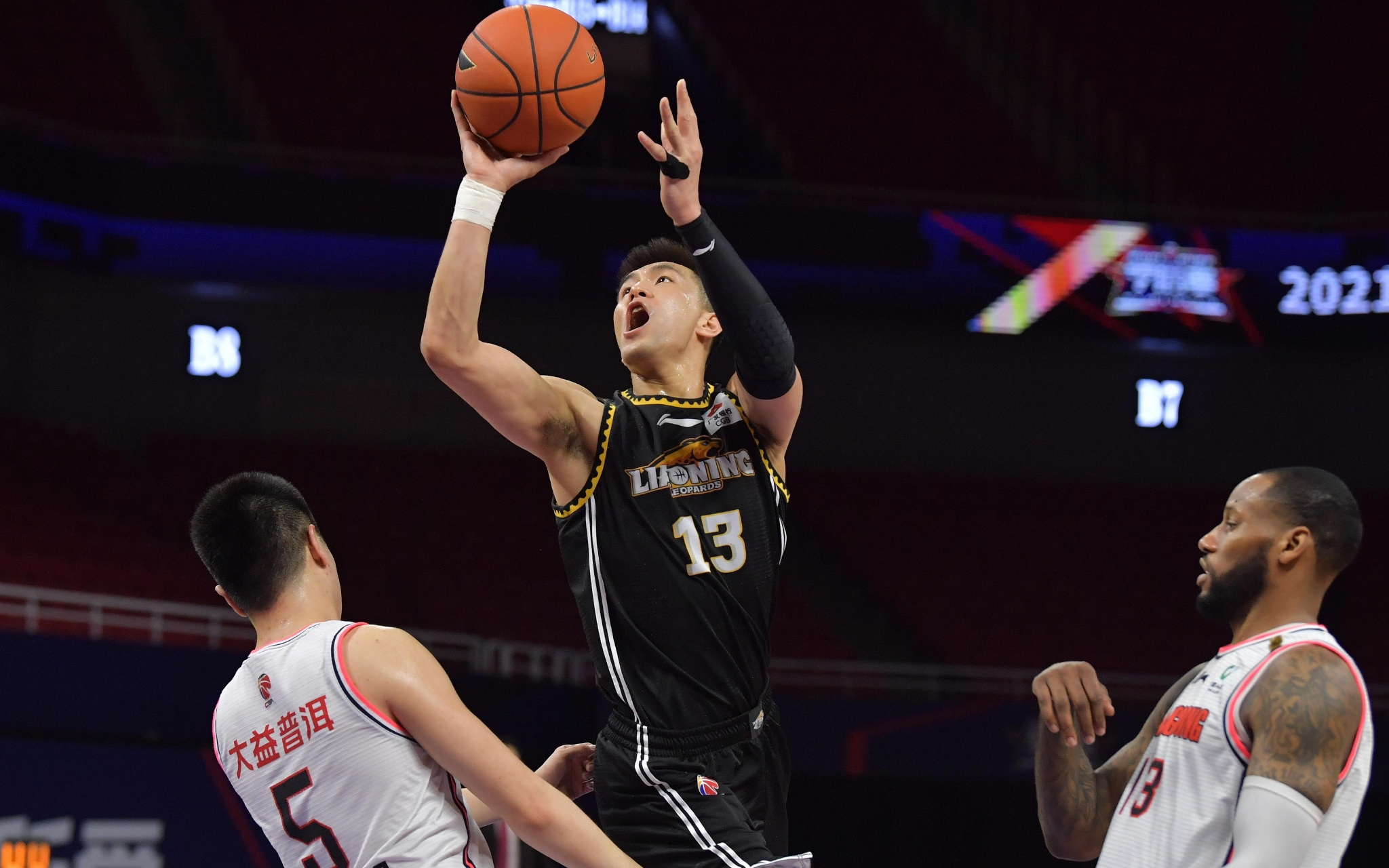 斯图里奇：赛前焦点都围绕着亚马尔，但埃斯特旺征服了所有人（斯图里奇：赛前聚光灯在亚马尔身上，征服全场的却是埃斯特旺）