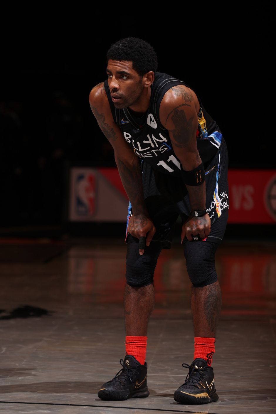 德甲半场：努萨禁区内倒地未判，门兴0-0莱比锡（德甲半场战报：努萨禁区内倒地未判罚，门兴暂0-0莱比锡）