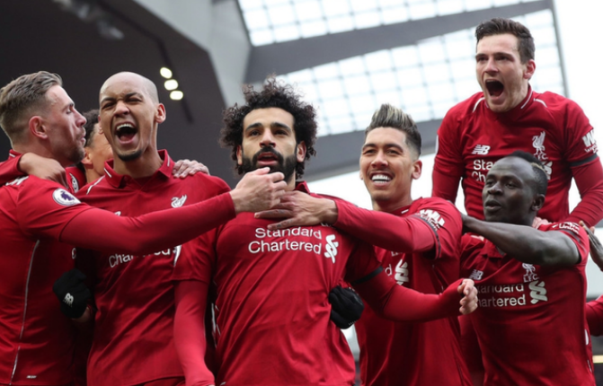 东体：申花主力赛季中后期身心疲劳，阵容一直是“明牌”状态（东体：赛季中后段申花主力身心俱疲，阵容长期处于明牌状态）