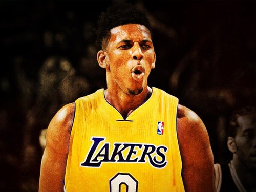 都体：尤文为随队远征挪威的约400名球迷发放30欧电子商城券（都体：尤文向随队远征挪威的约400名球迷派发30欧元电商代金券）