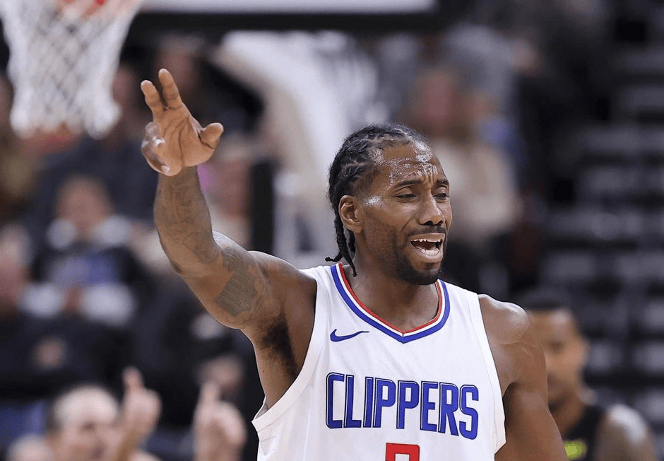 斯洛特：最近几周我们都经历了考验，球队必须拼搏并继续战斗（斯洛特：近几周考验不断，球队唯有拼尽全力继续战斗）