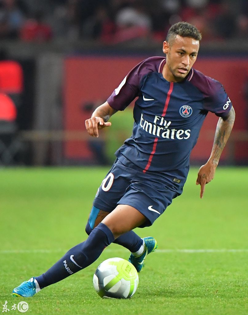 梅西是否参加世界杯？斯卡洛尼：这将由他自己决定（斯卡洛尼：梅西是否出战世界杯由他本人决定）