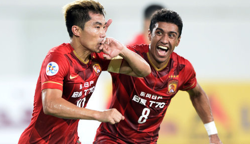 贝尔戈米盛赞法布雷加斯：他从不踢0-0的比赛，执教理念正确（贝尔戈米称赞法布雷加斯：拒绝0-0，他的执教思路是对的）